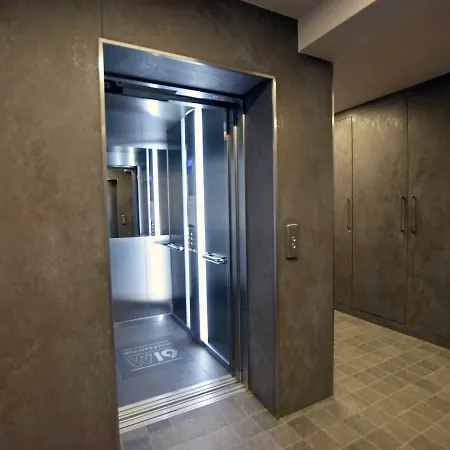 Jewish Quarter Comfort - In *